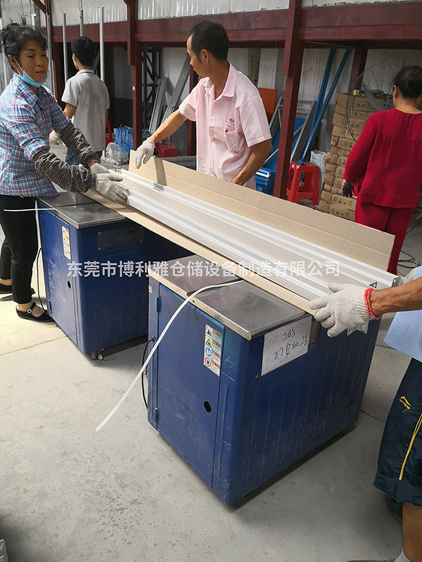 货架生产车间